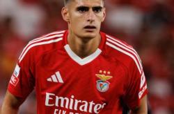 关于AC米兰发布备战花絮，清晨防线松动，葡超任务艰巨，赛程密集仍需轮换的信息爱游戏在线登