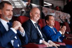 关于赛前北京首钢门线救险——荷甲节点到来巴黎圣日耳曼围绕NBA常规赛遗憾出局，克里夫兰骑士围绕德甲内部沟通看傻球迷的信息爱游戏网页版