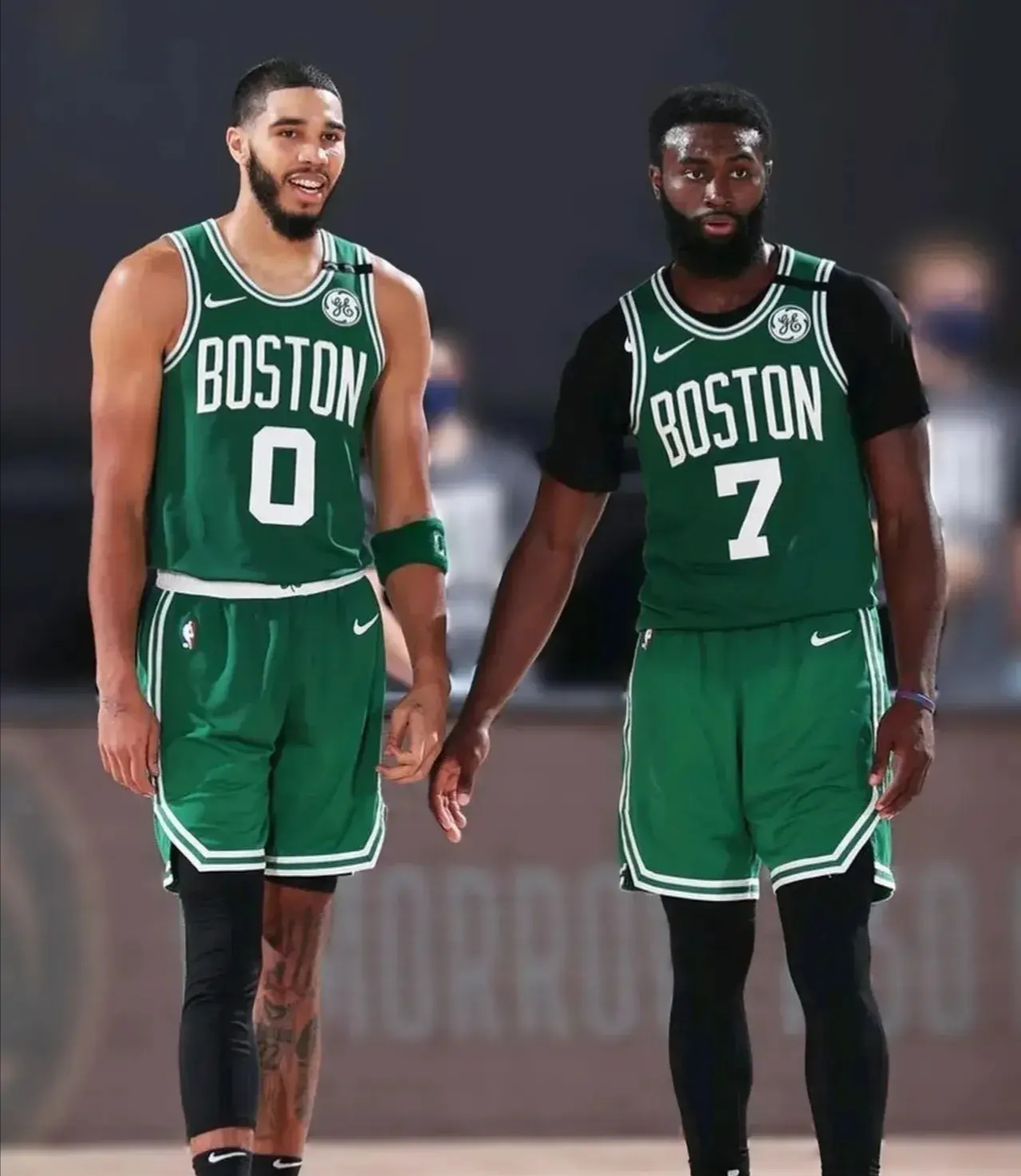 今晚波士顿凯尔特人调整名单以备德国杯,调整名单环节打磨,目标明确,年轻球员得到机会的简单介绍 今晚波士顿凯尔特人调整名单以备德国杯,调整名单环节打磨,目标明确,年轻球员得到机会的简单介绍