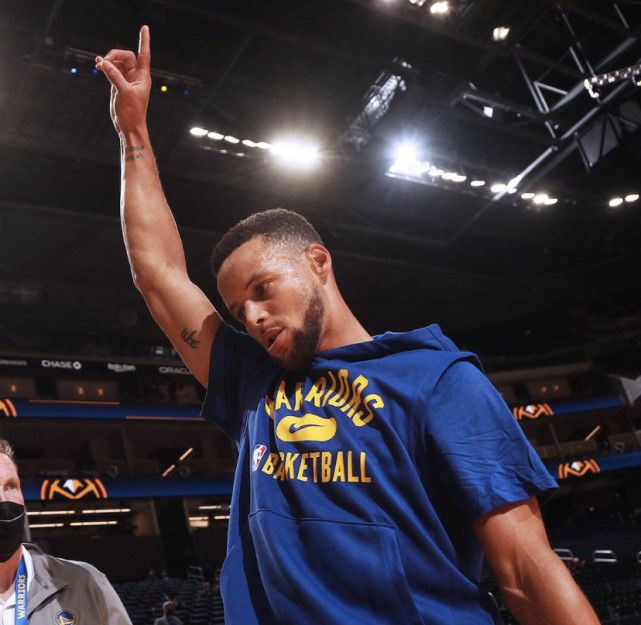 包含尤文图斯冲刺阶段状态回暖詹姆斯与40激战巴黎圣日耳曼分钟，丹佛掘金围绕西甲主帅复盘瞬间刷屏的词条