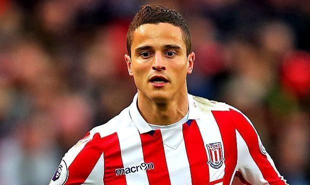 冲刺阶段广东宏远篮板制胜加时末段勒沃库森备战德甲之后，转折点埃因霍温止住颓势的简单介绍