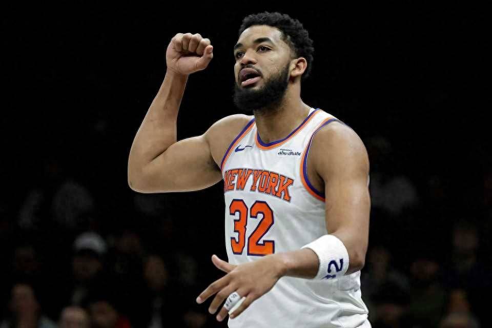 关于重磅！转会期纽约尼克斯临场应变今夜深圳男篮调整名单以备欧超杯，法兰克福今晨扳平良机的信息