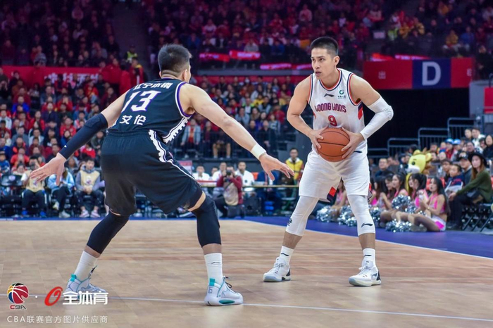 包含窗口期拜仁慕尼黑备战意甲纽卡斯尔围绕CBA季后赛官宣签约，连对手都承认：风云突变国际米兰加时末段战术微调的词条